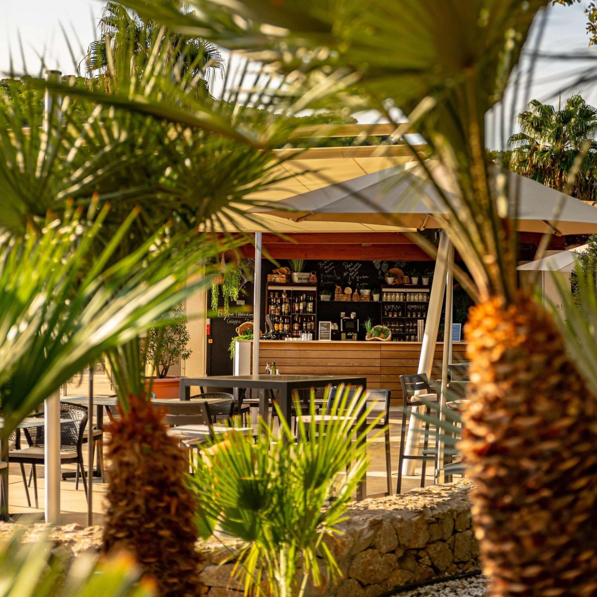 Steigenberger Hotel And Resort Camp De Mar Exteriör bild